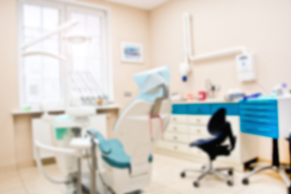Modern dental treatment setup at Dentaura